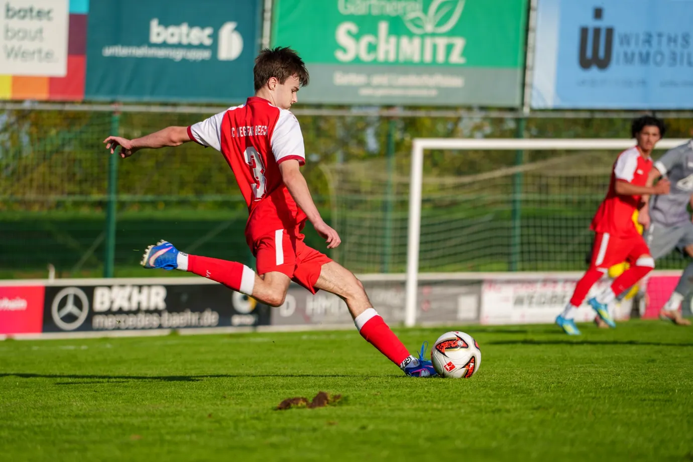 Den Ball im richtigen Augenblick getroffen